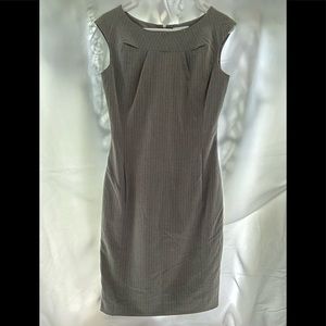 Beautiful Calvin Klein dress w/Pockets!